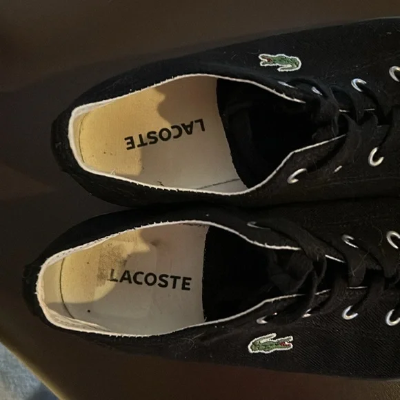 Lacoste tennis shoes 👟 - Picture 4 of 4